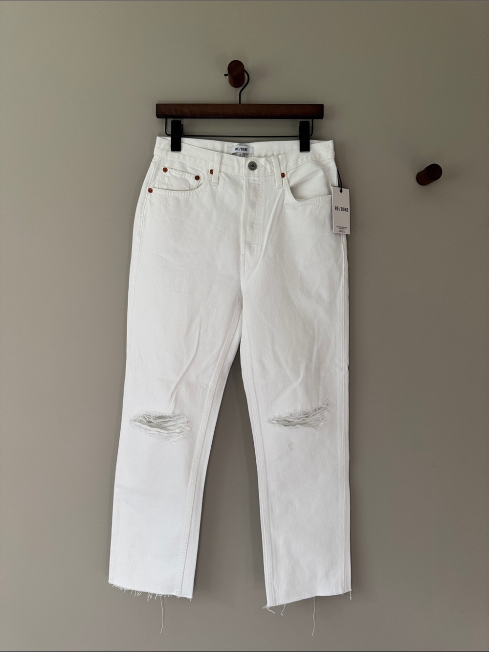 RE/DONE 70s ULTRA HIGH RISE STOVE PIPE JEANS WHITE DISTRESSED SIZE 27